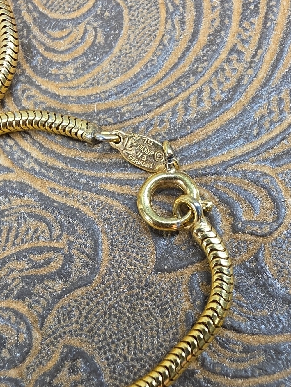 Vintage Grosse 73 Germany Signed Gold Tone Snake Chain Necklace - Picture 3 of 4